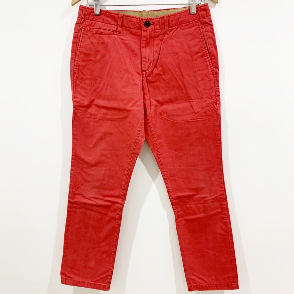 Gap The lived in slim chino in faded red Sz 31 - Picture 1 of 8